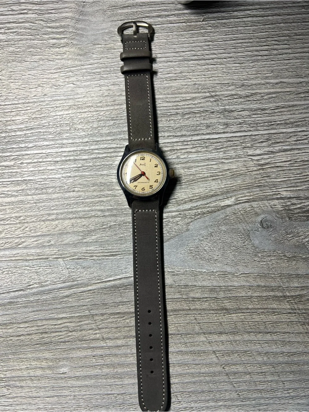 Milos Vintage mechanical watch leather band